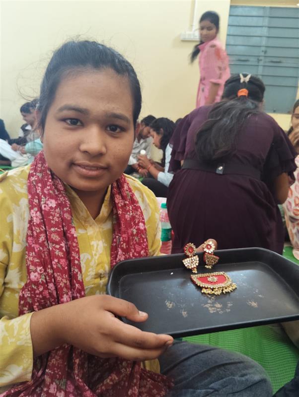 6 दिवसीय आर्टिफिशियल ज्वेलरी निर्माण विषय पर प्रशिक्षण  कार्यक्रम का आयोजन 