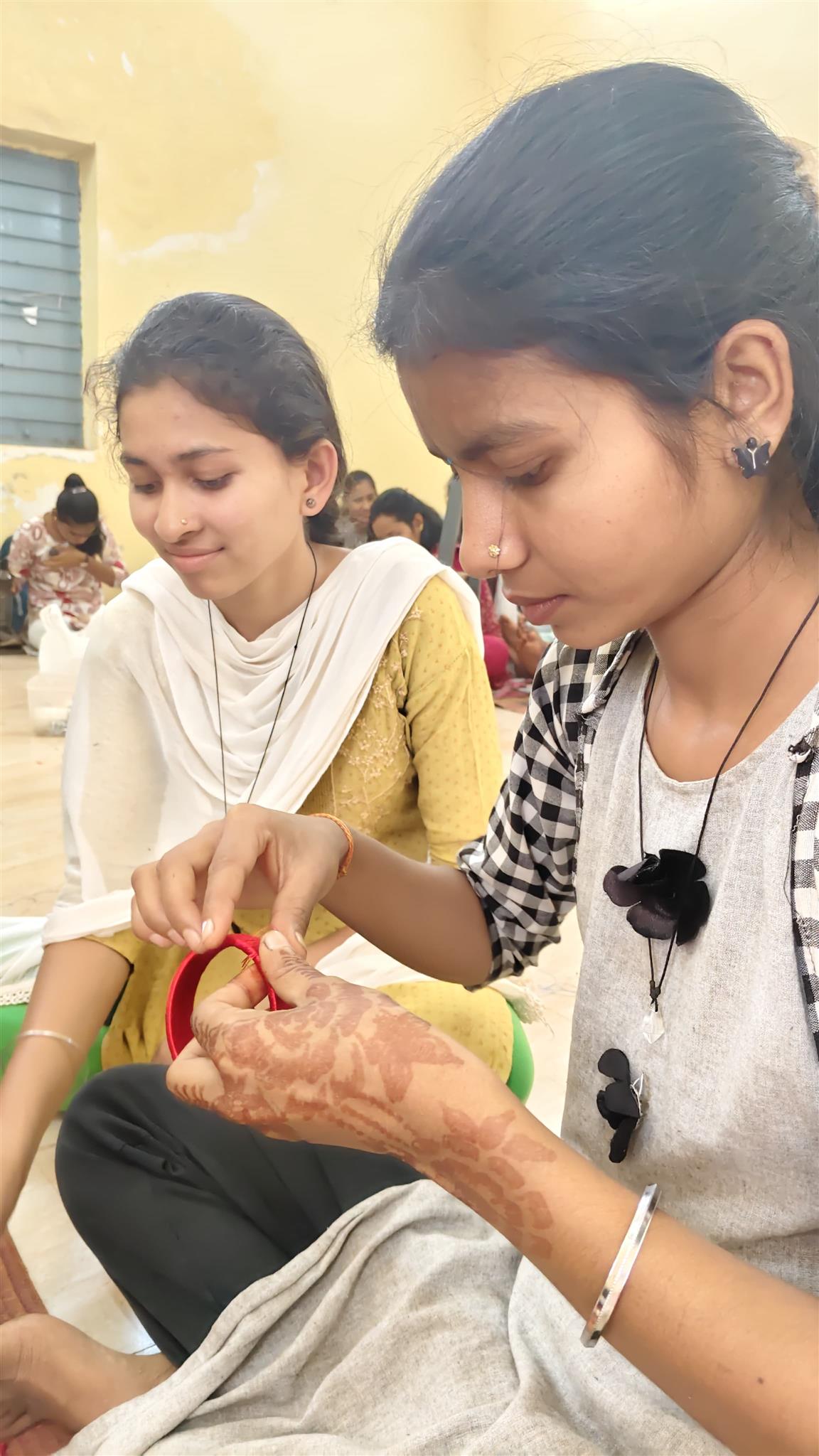 6 दिवसीय आर्टिफिशियल ज्वेलरी निर्माण विषय पर प्रशिक्षण  कार्यक्रम का आयोजन 